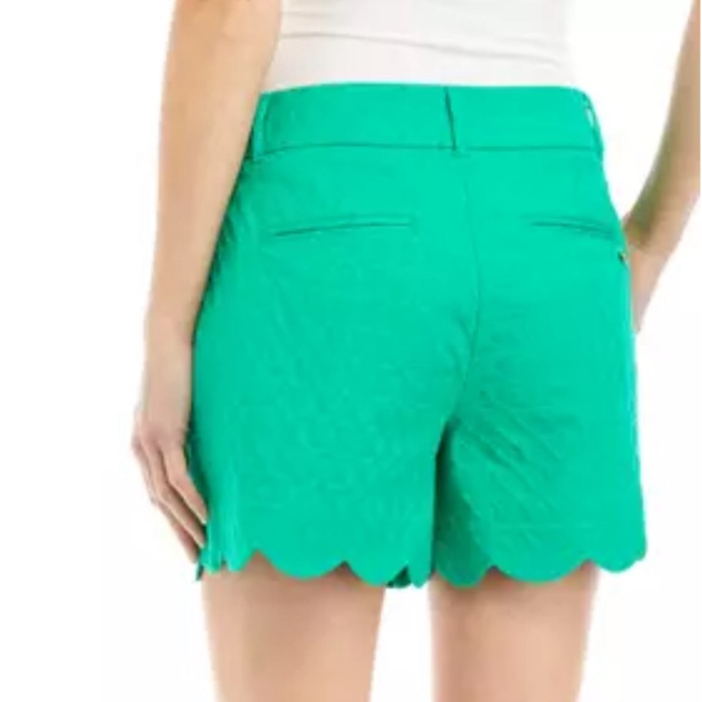 Crown & Ivy Green Scalloped Women Shorts